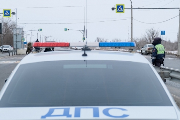 Под Волгоградом сотрудники ДПС нашли наркотики в автомобиле у волгоградки