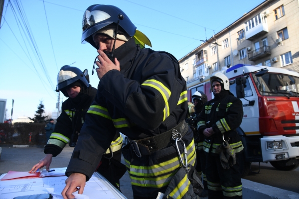 В Волгограде ликвидирован пожар на НПЗ после падения беспилотника