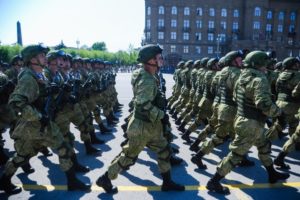 Несколько сот жителей Волгоградской области подписали контракт с Минобороны РФ