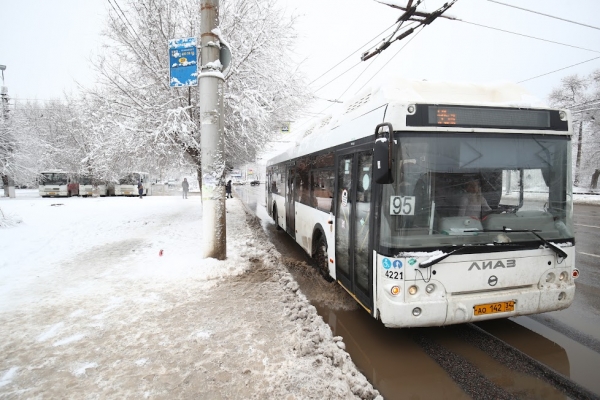 Автобусы из Волжского в Волгоград 1 и 2 февраля будут ходить до площади Ленина