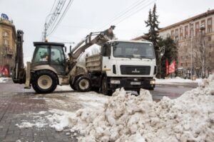 С улиц Волгограда вывезли 600 кубометров снега