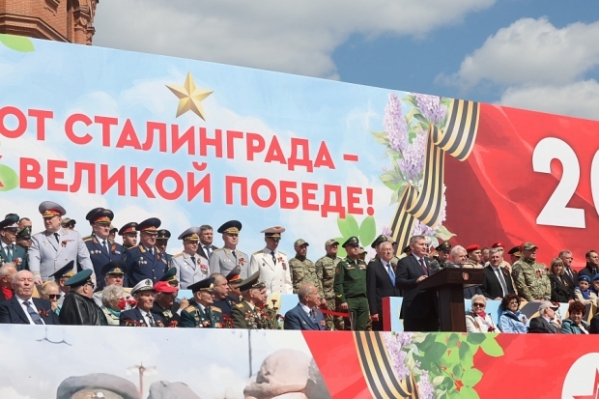 Военный парад в честь 79-й годовщины Великой Победы состоялся в Волгограде