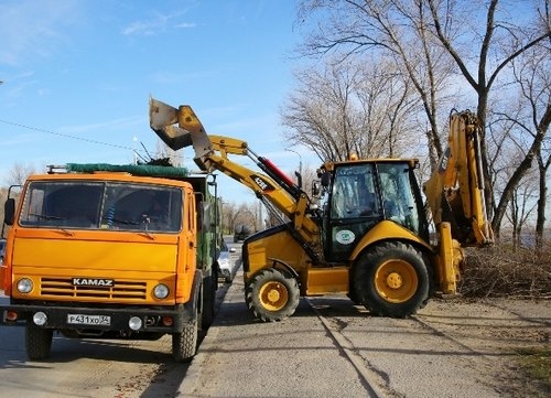 В Волгограде ремонтируют Третью Продольную