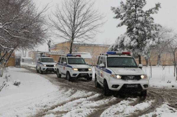 В Волгограде для военных прошли учения по контраварийному вождению