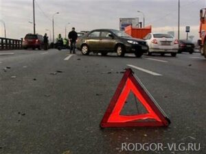 В Волгограде виновником тройного ДТП стал полицейский