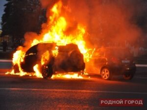 В Волгограде ночью хулиганы подожгли «десятку»