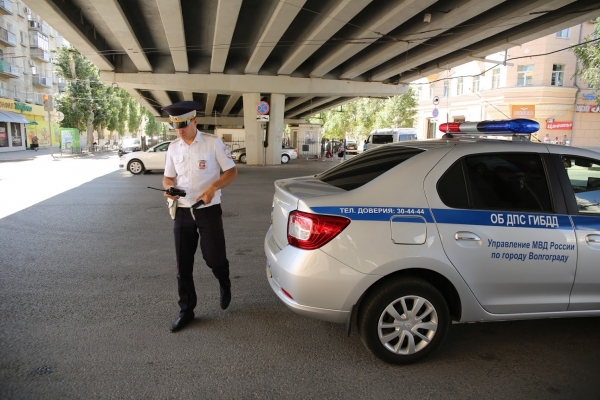 В Волгограде подростка подозревают в угоне автомобиля