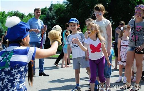 Волгоградцев приглашают на детский праздник