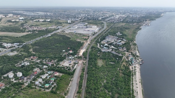 В Волгограде завершили укладку выравнивающего слоя на Электролесовской