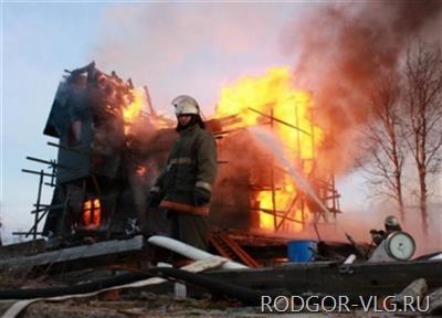 В Волгоградской области в пожаре погибли мать и дочь