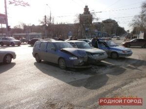 В Волгограде автоледи отправила в больницу младшую сестру