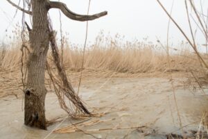 Дорожные службы продолжают откачивать воду в поселке Ангарском