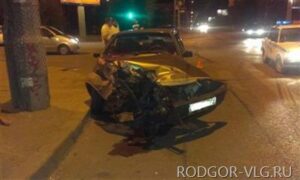 В Волгограде молодой водитель спровоцировал аварию