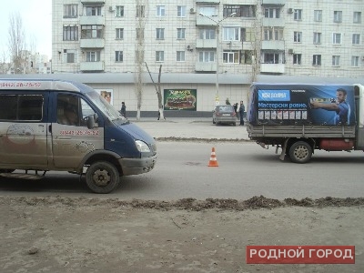 В Волгограде маршрутка сбила пенсионера