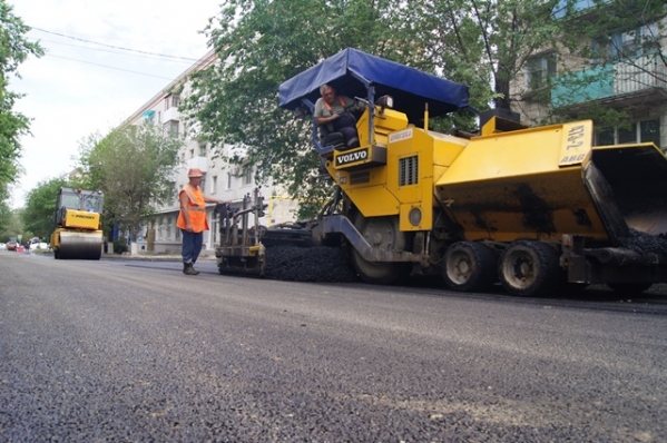 В Волгограде восстановили асфальт на 36 улицах