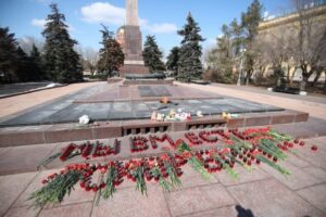 В Волгограде состоялся митинг в память о жертвах теракта в Подмосковье