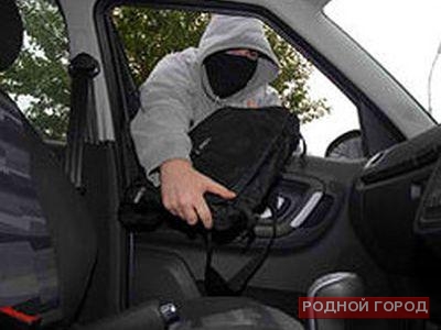 В Волгограде горожане помогли задержать автоугонщика