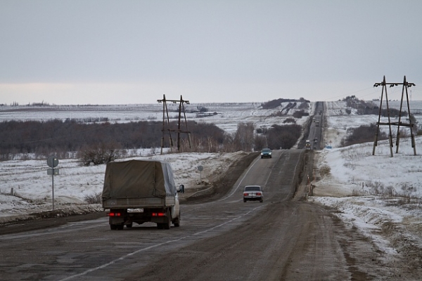 Дорожники отводят талые воды с трасс Волгоградской области