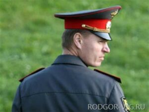 Нетрезвый волгоградец протащил полицейского по трассе на двери своего авто