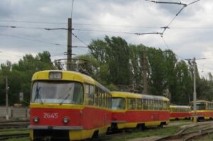 В Волгограде от «ВГТЗ» до «Больницы Ильича» остановлены трамваи и троллейбусы