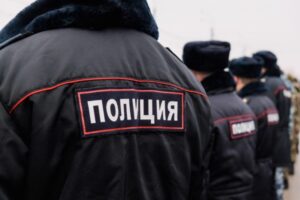 В Волгограде полиция ищет мужчину, который устроил стрельбу в центре