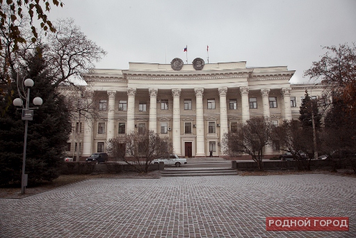 Губернатор Волгоградской области назначил 8 заместителей