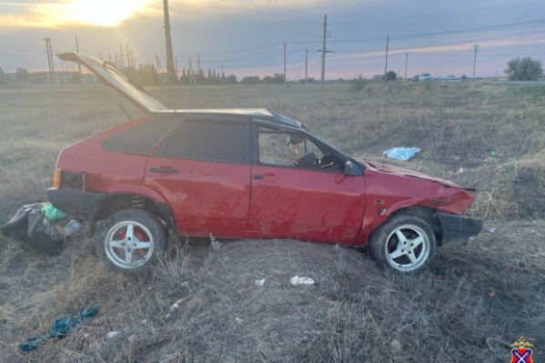 Под Волгоградом в ДТП погиб водитель «девятки», трое пассажиров пострадали