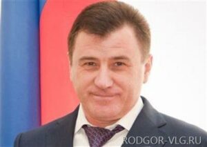 Глава региона Сергей Боженов поздравил волгоградок с 8 Марта