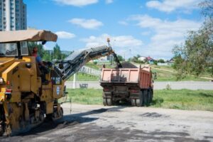 Завершается ремонт трех улиц на юге Волгограда