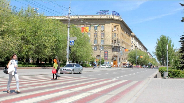 В Волгограде на 1-й Продольной сделают выделенную полосу для общественного транспорта