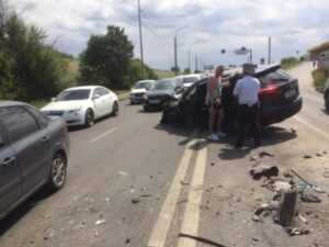 В Волгограде в ДТП с участием 4 автомобилей погиб водитель «Рено»