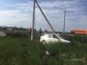 В Городищенском районе женщина на «Форд Фокусе» столкнулась с локомотивом