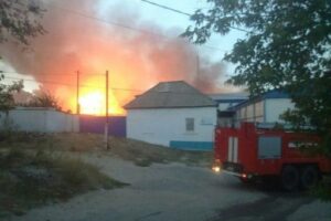 В Камышине выгорело административное здание Рыбзавода