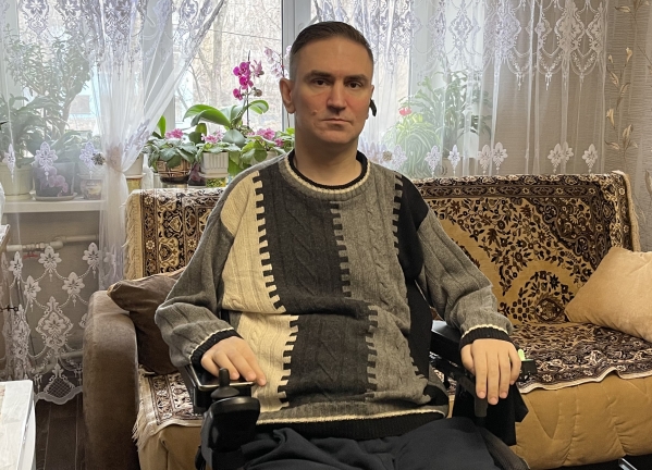 Волгоградец оказался «пленником» своей квартиры из-за ремонта лифта