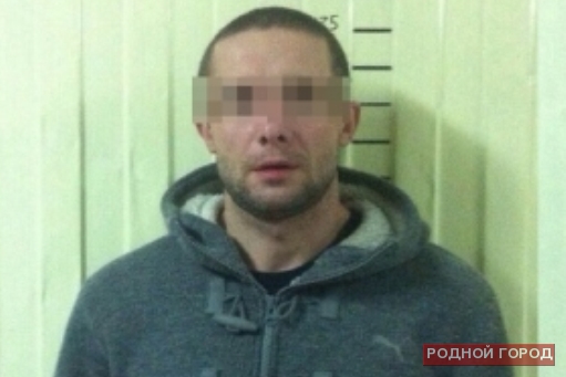 За серию краж из авто в Волгограде задержаны трое мужчин с ножницами