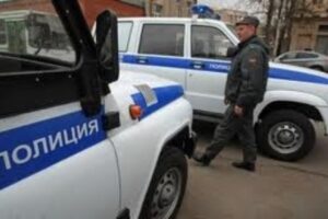 Девушка украла 10 тысяч у водителя, который вез ее в Волгоград