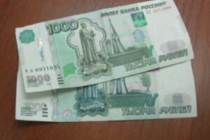 Волгоградец хотел подкупить сотрудника УФМС из-за друга-мигранта