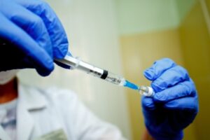 Более 1,3 млн жителей Волгоградской области привились от гриппа