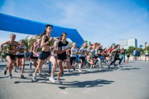 Волгоградцы целыми семьями участвовали в забеге, посвященном Дню города