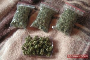 50-летний таксист задержан за сбыт марихуаны в Волгограде
