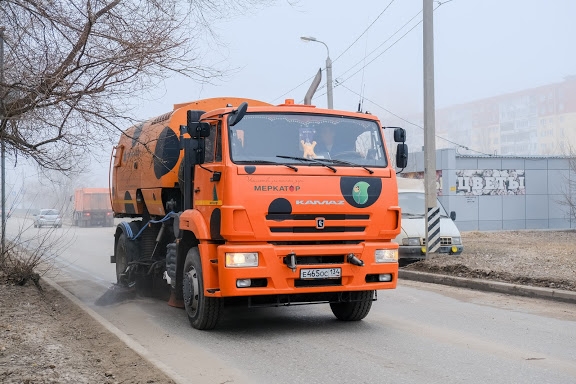 Волгоградские улицы очистят поливомоечные машины