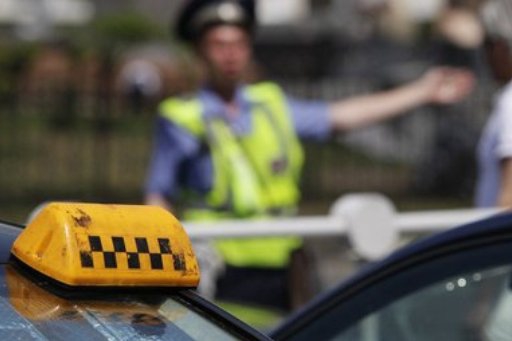 22-летнего волгоградца задержали за нападение на водителя такси