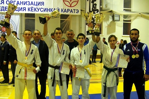 Волгоградские каратисты завоевали в Подмосковье 6 наград