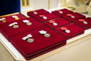 Президент наградил волгоградских врачей медалями Луки Крымского