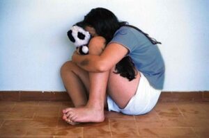 25-летний житель Иловли 4 раза изнасиловал 15-летнюю школьницу