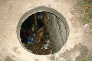 При пожаре в колодце теплотрассы пострадал 46-летний волгоградец