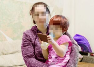 Молодая мама из Волжского подозревает у своего ребенка аутизм