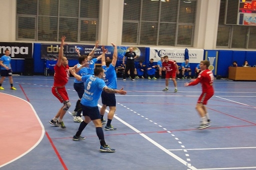 Волгоградский «Каустик» уступил в Санкт-Петербурге «Неве»