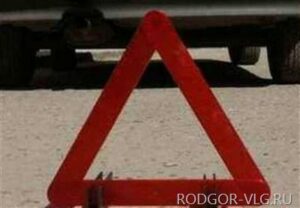 Под Волгоградом водитель бросил машину после смертельного ДТП с пешеходом