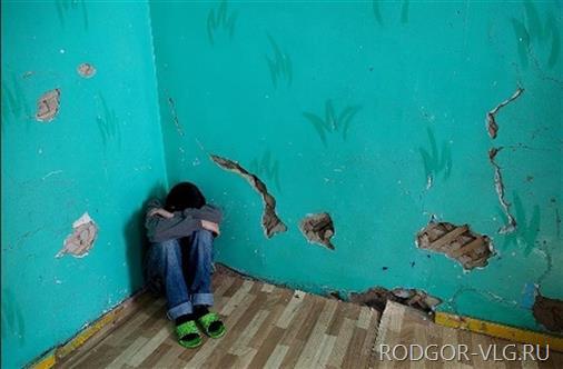 Под Волгоградом мать 9-летнего ребенка Маугли отправится под суд